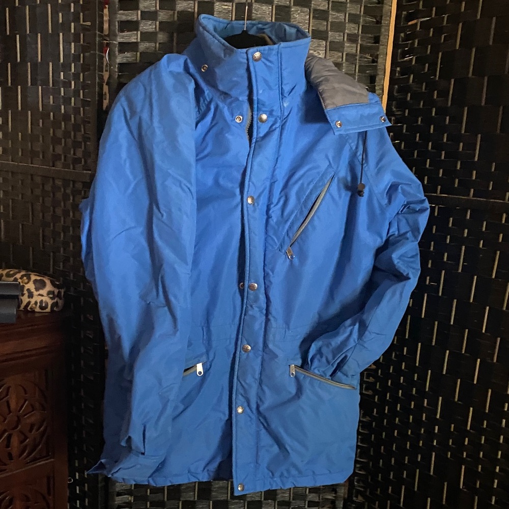 The North Face Men's Blue Raincoat